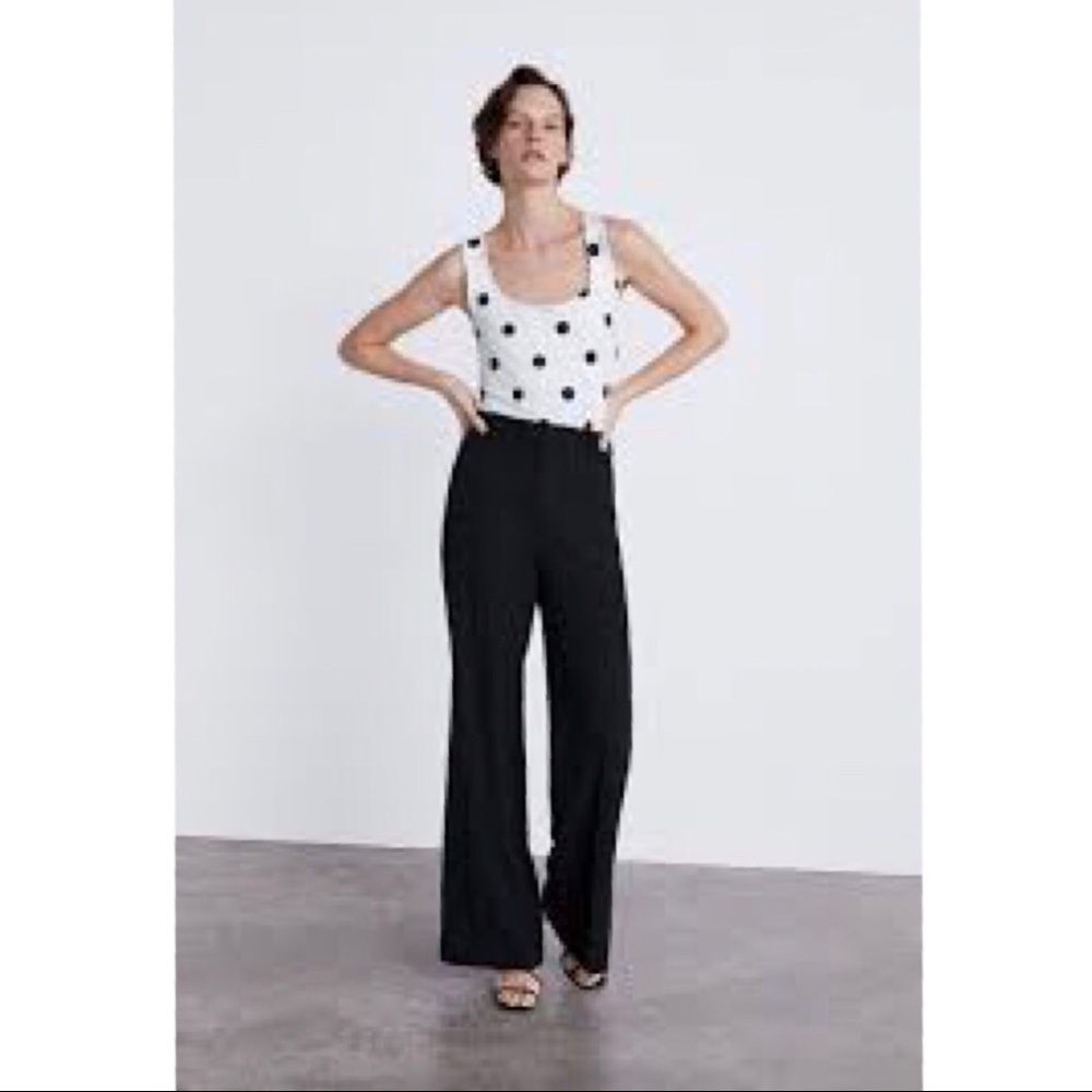 Zara Stretch Top with Wide Straps Sz Large